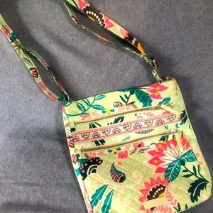 Almost new condition lightweight cross shoulder bag